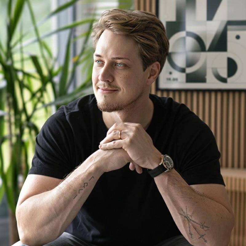 Pascal Pape - ✅ Motion Design ✅ Branding ✅ UI / UX Experte