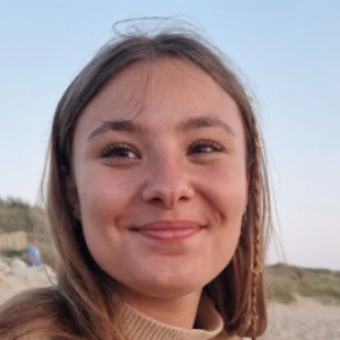 Mailys Sauvat - MOTION DESIGNER