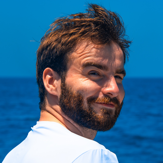 Theo Collier-Giovacchini - Directeur Artistique / Motion Designer 
