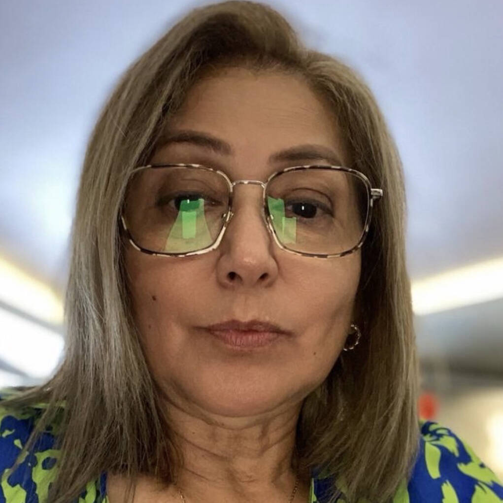 Alba Ruth Narváez Claros - "Aux. Administrativo" con habilidad en documentos