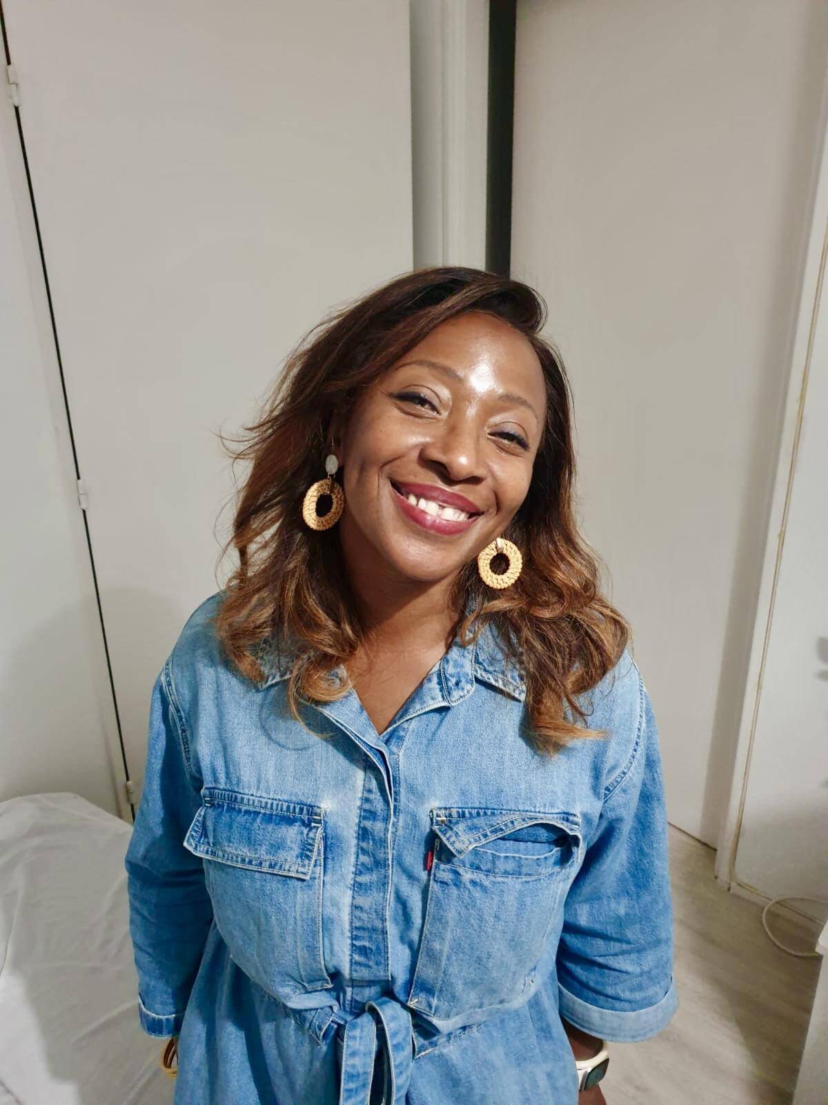 Michèle  - 🎯 Senior PMO | Complex Project Coordinator
