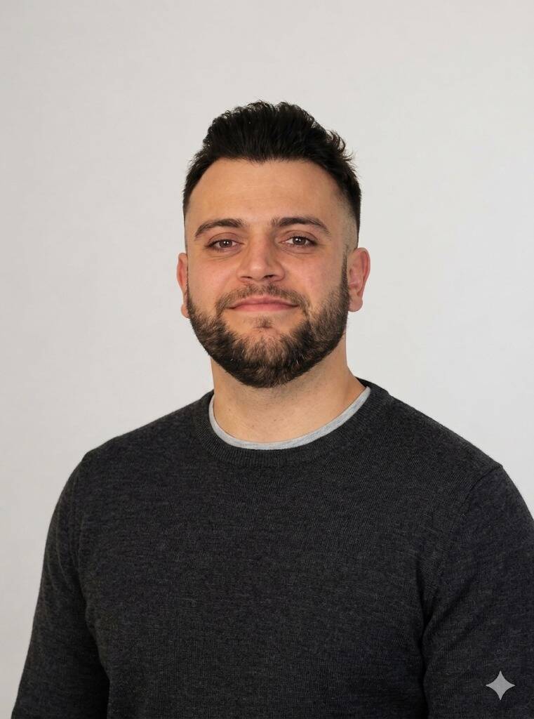 Adrian Costas Artamendi - Analista PL/SQL | Migración a Snowflake & Modelado