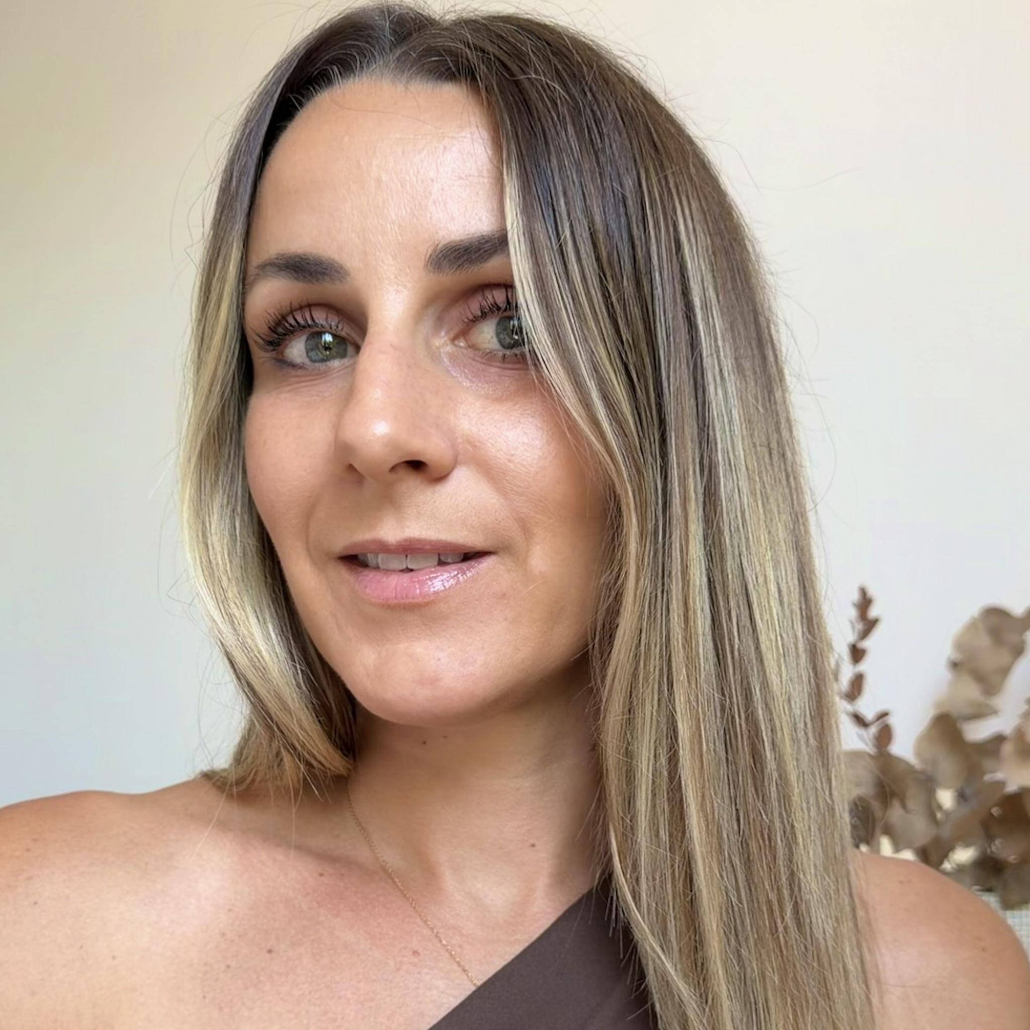 Marilyn Daminelli - Créatrice UGC | Réseaux sociaux | Instagram