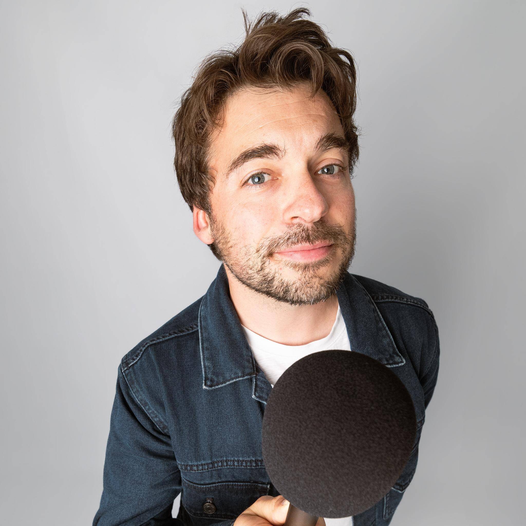 Aurélien Cailloce - Animateur Journaliste TV, Digital & événementiel