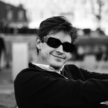Eugene Podstryzhen - Vidéaste et éditeur