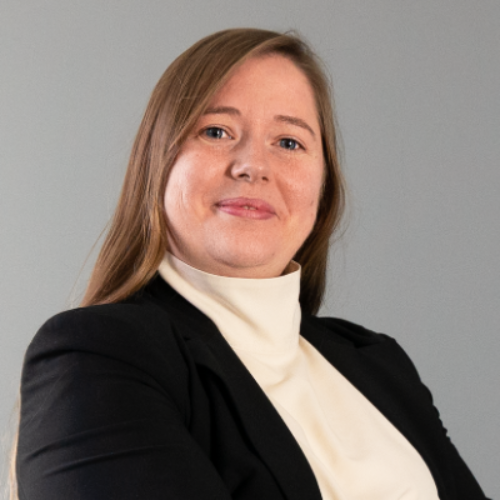 Carina Pamminger - Projektmanager - Research und Industrie