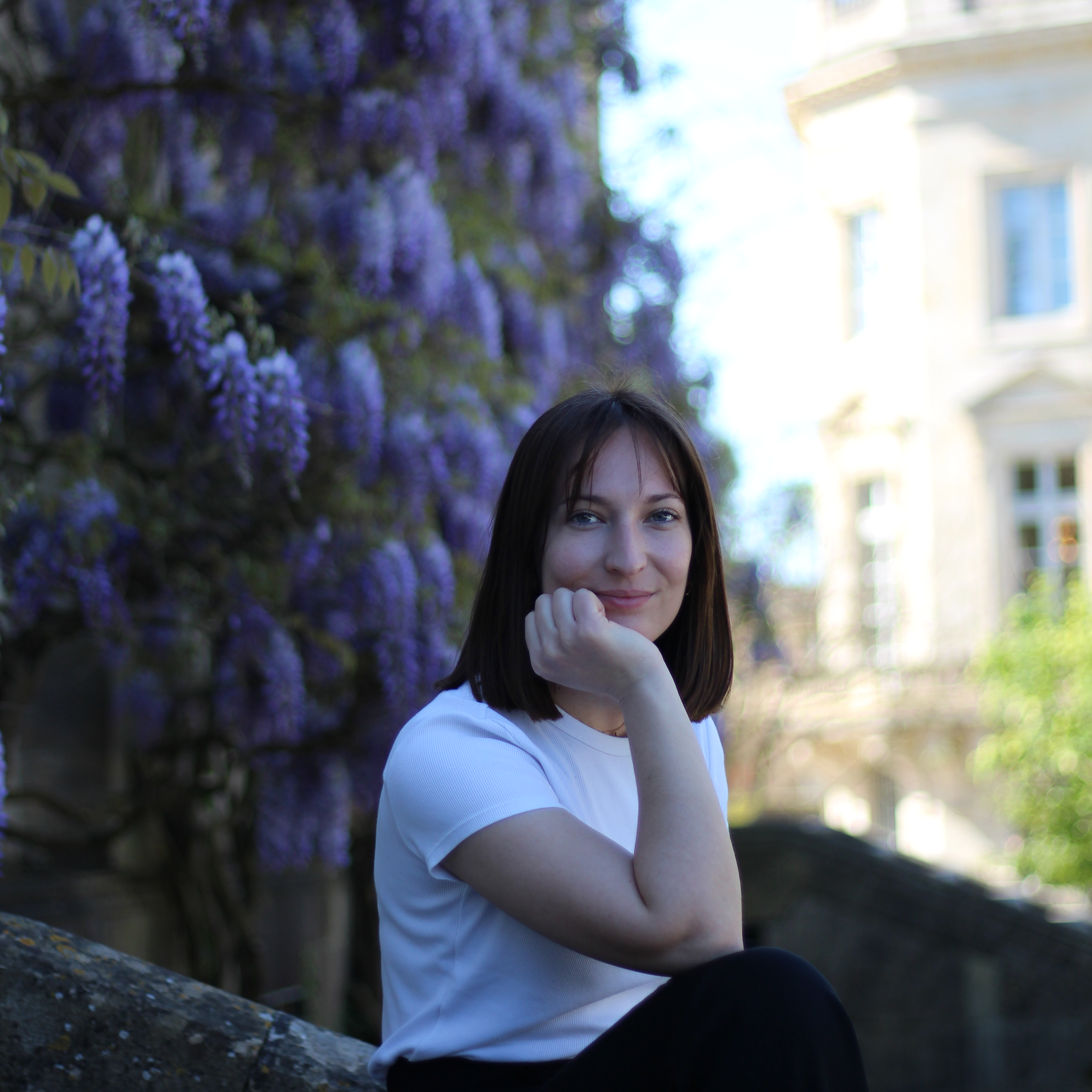 Julie L. - Community Manager - Stratégie de communication