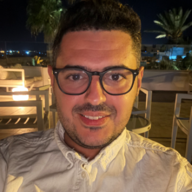 Tabet Yanis