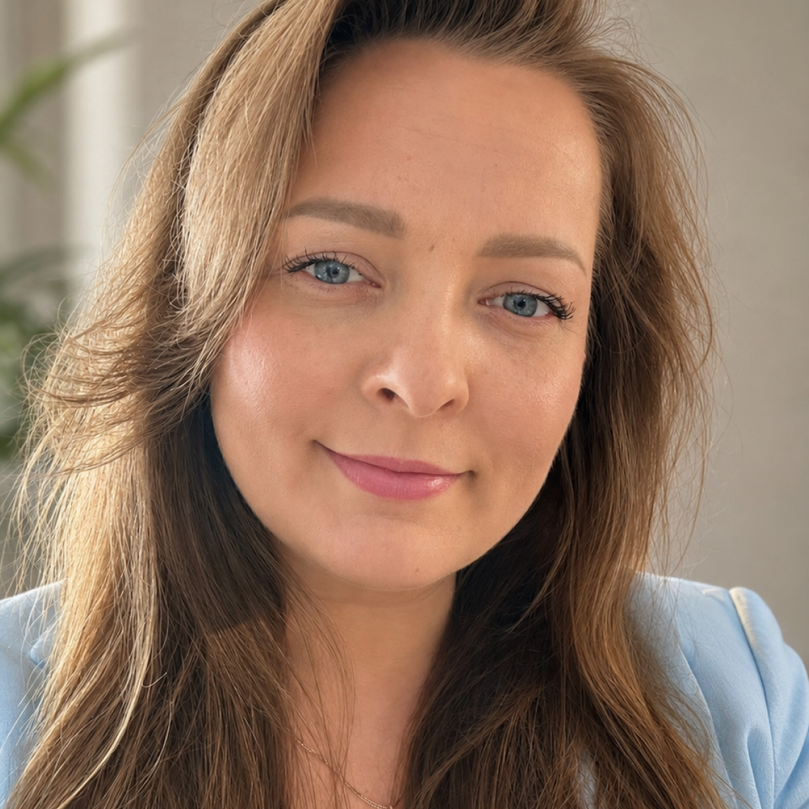 Antonina P. - Senior Product Designer | UX/UI Designer