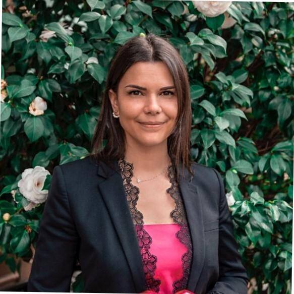 Carla F.
