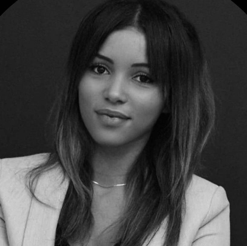 Fleur  - Assistante freelance / gestion admin et com
