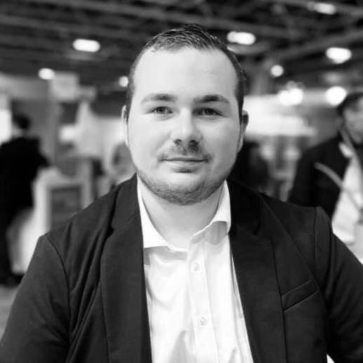 Julien R.
