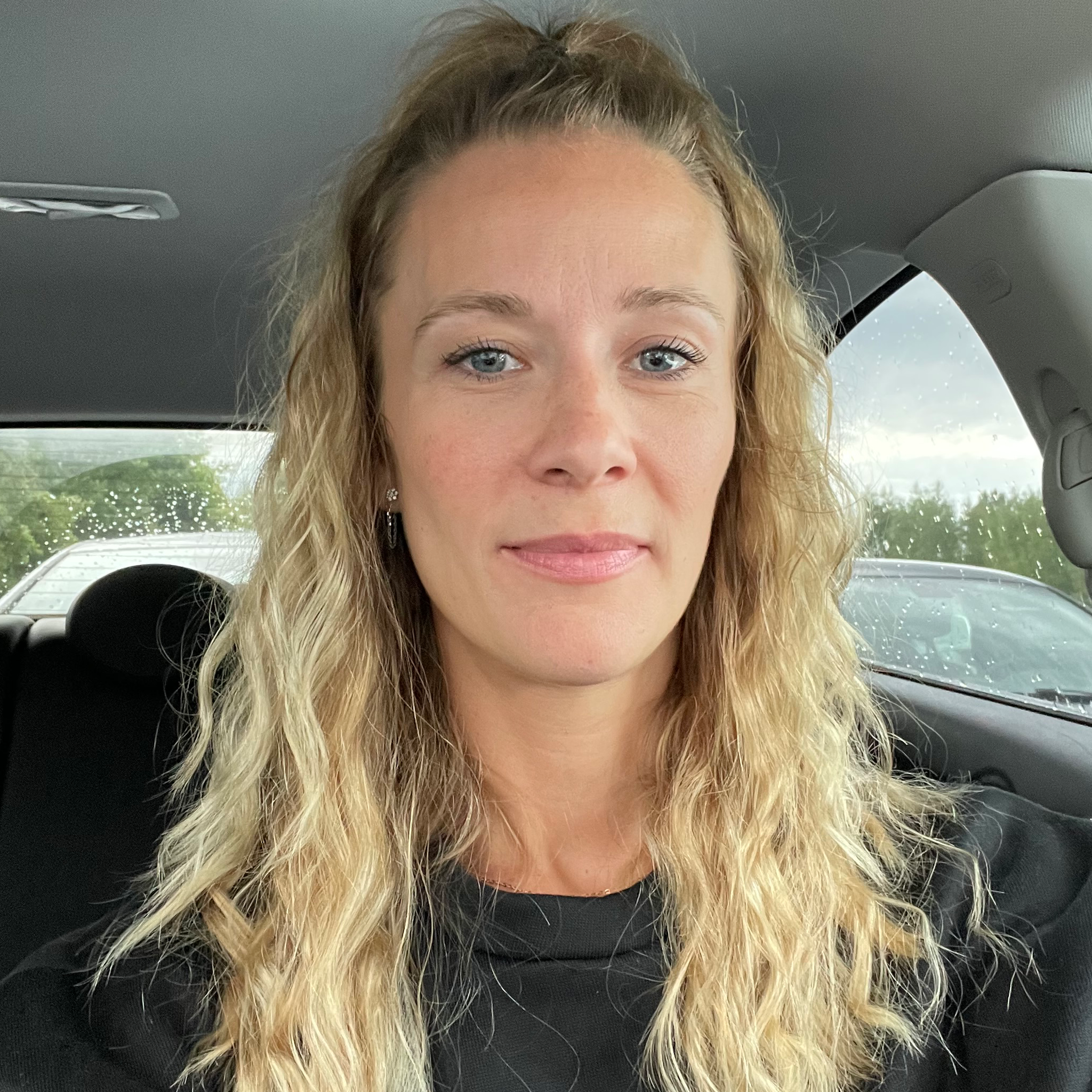 Séverine Geultont - Maquilleuse/Coiffeuse Studio
