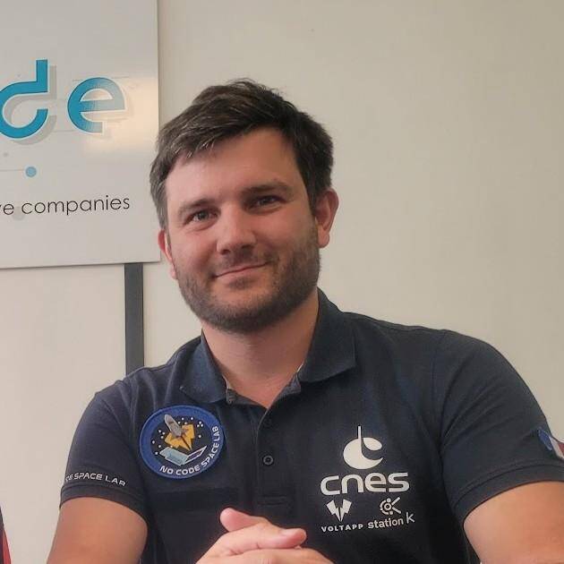 Pierre Lacombe -  ✨🚀Dev No-code IA qui vous rend autonome