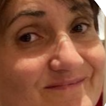 Hélène V. - Assistant E-commerce & Sourcing B2B