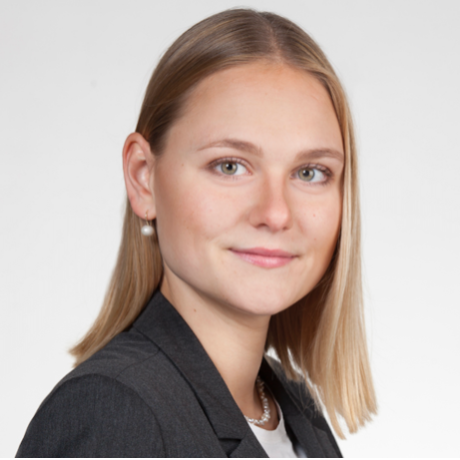 Johanna Schmitz - Strategy & Technology Consultant