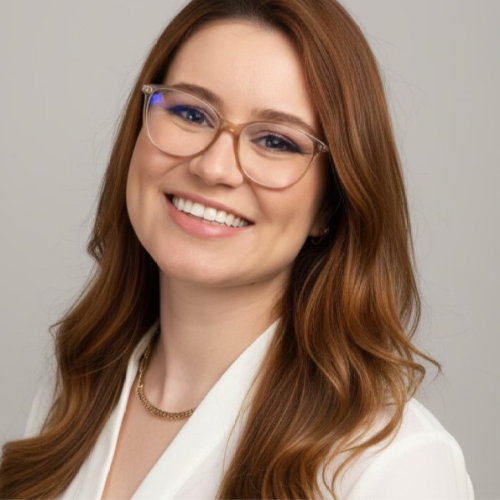 Thaís Farias - Product Owner | Product Operations