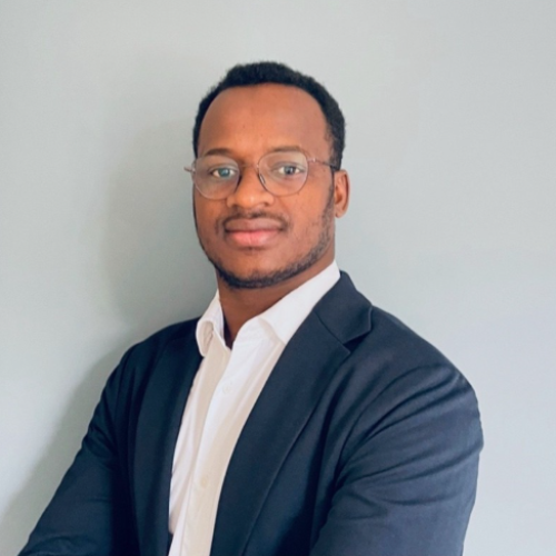 Yaya  - Data Steward | Data Governance & Catalog | Finance