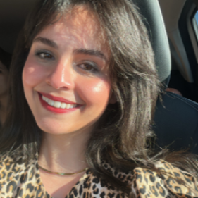 Hind Akharraz - Community Manager