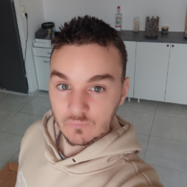 Yannick Alles