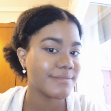 Aunesty Thompson - Freelance Marketing & Communications Assistant