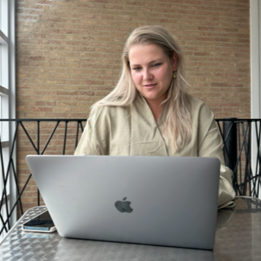 Anne Stouten - Shopify Expert | Design, Inrichting & Marketing