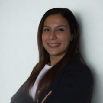 Saliha Hadj Akli - Experte Certification QHSE et RSE (CSRD)