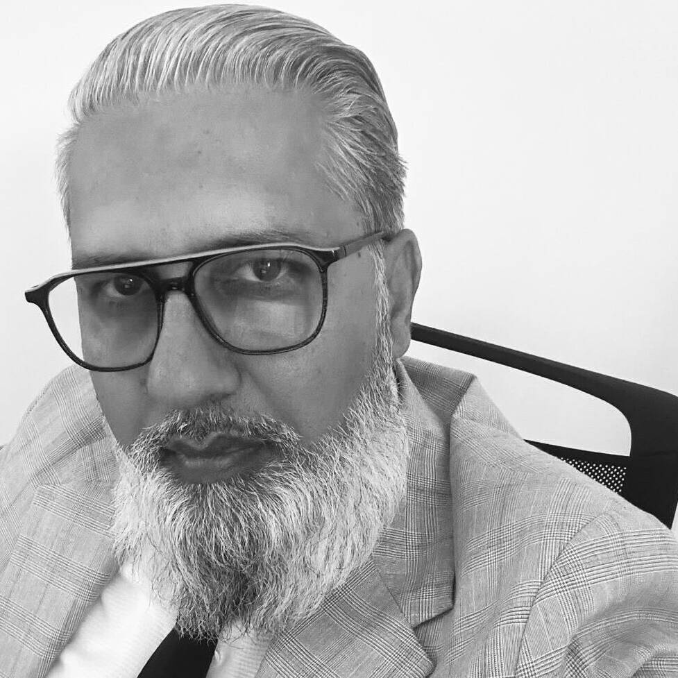 Shahzad  - Responsable de Centre de Services