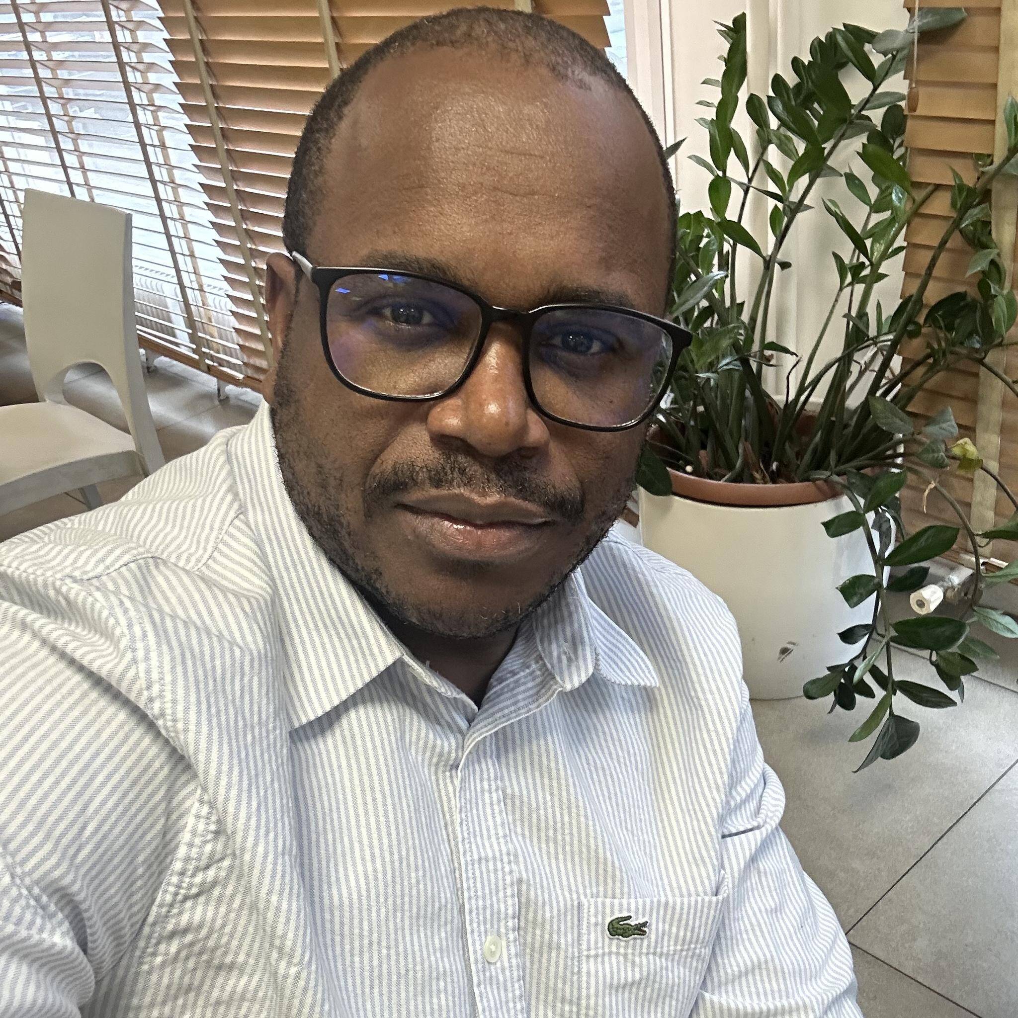 Léon-Darin Mintsa-Mi-Nzoghe - Architecte Infrastructure & Sécurité | DevSecOps