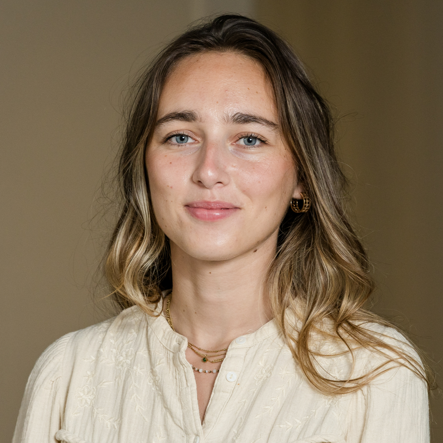 Flora Testaert