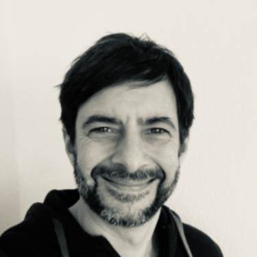 Tim Hanak-Hammerl - Grafikdesigner/Art Director