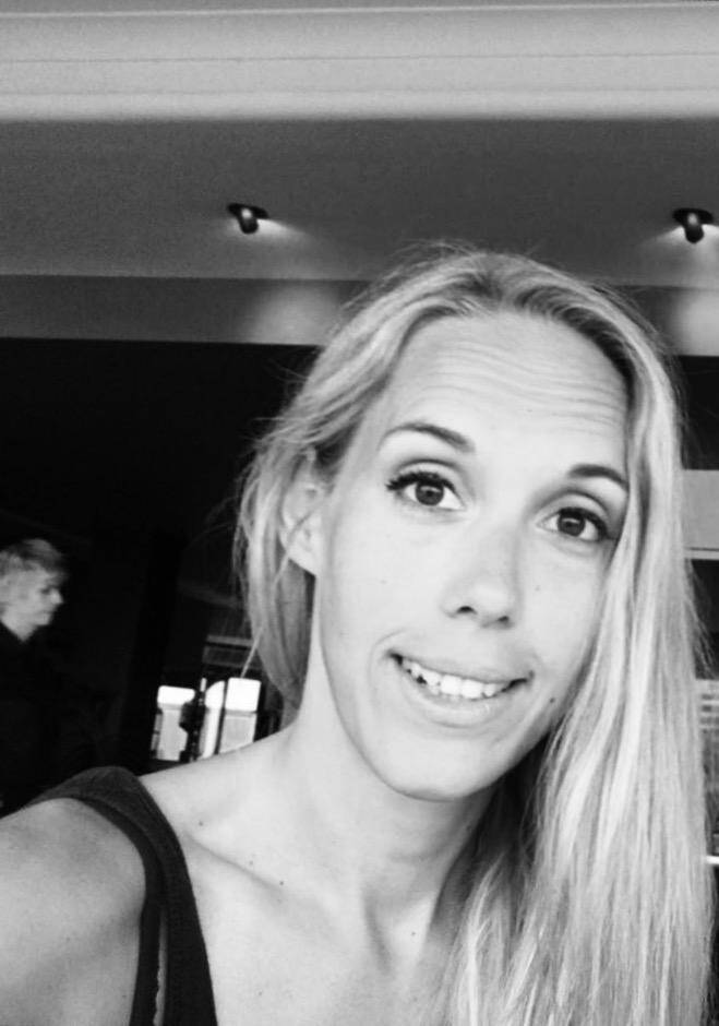 Nicole R. - Marketing, Sales, Projektmanagement