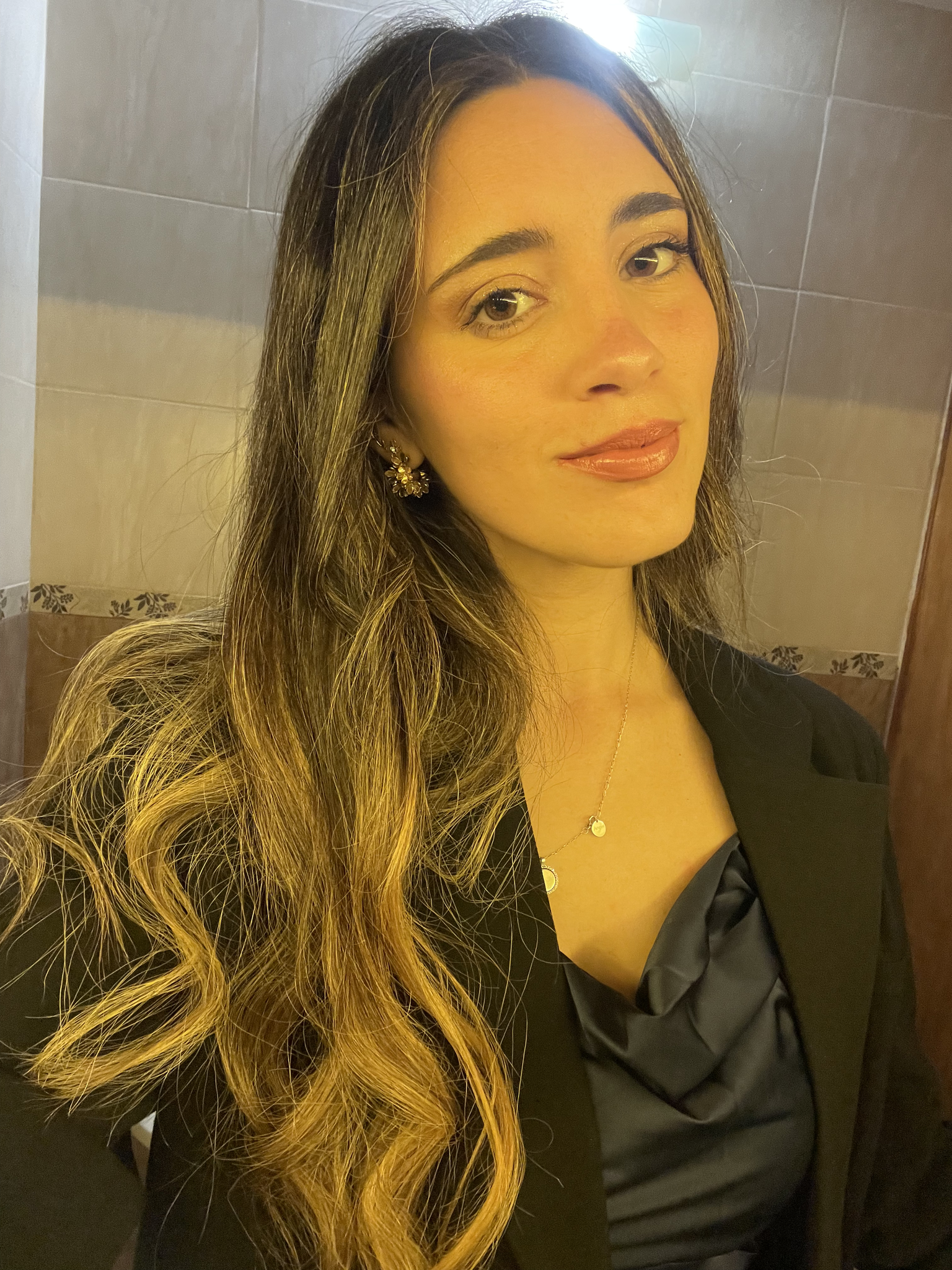 Camila W. - Estratega de Marketing Digital y Branding · Edició