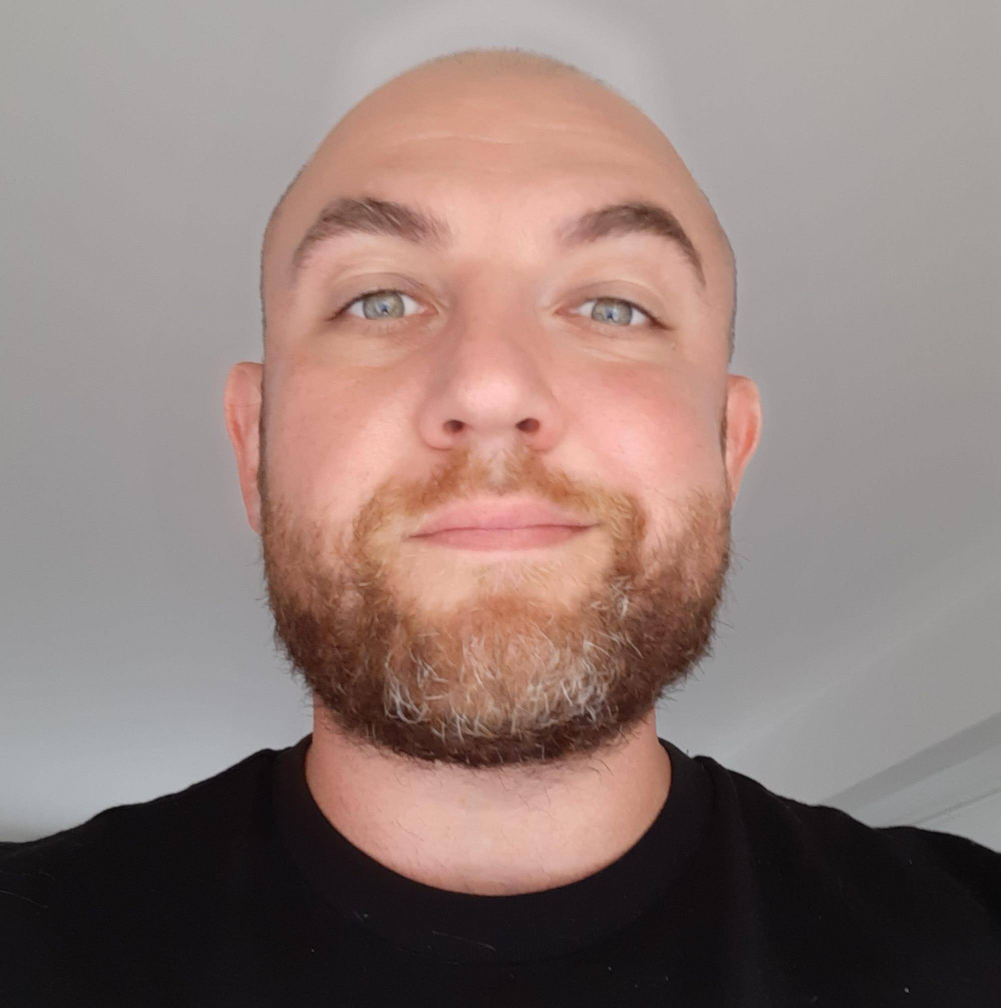 Nicolas H.