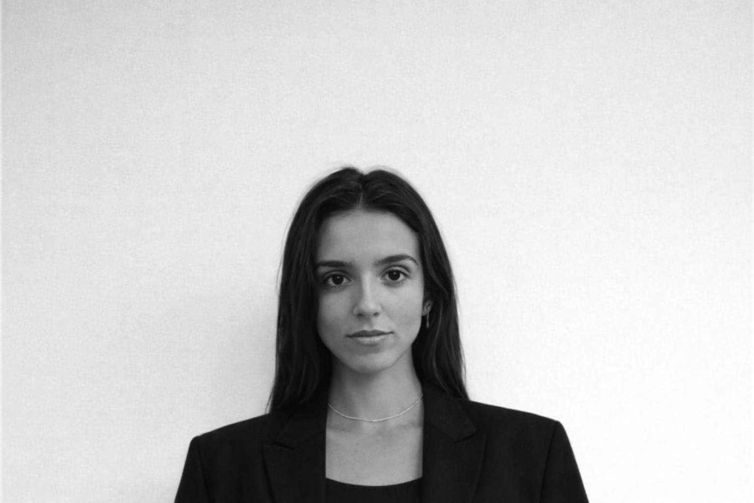 María L.
