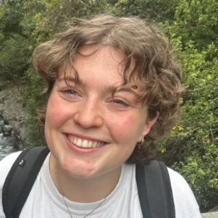 Emily-Jane Lelong - Ingénieure/développeuse SIG