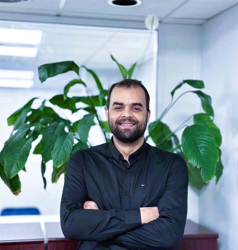Helmi A.