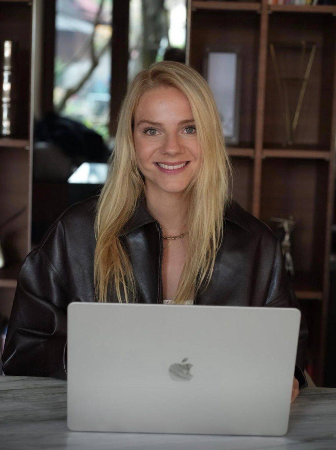 Moniek V. - Digital Marketing Specialist