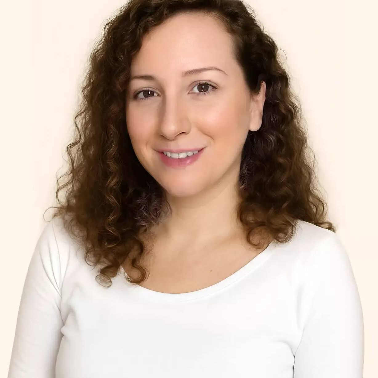 Lara Rull - Diseñadora Gráfica · Vídeo · Web · 3D