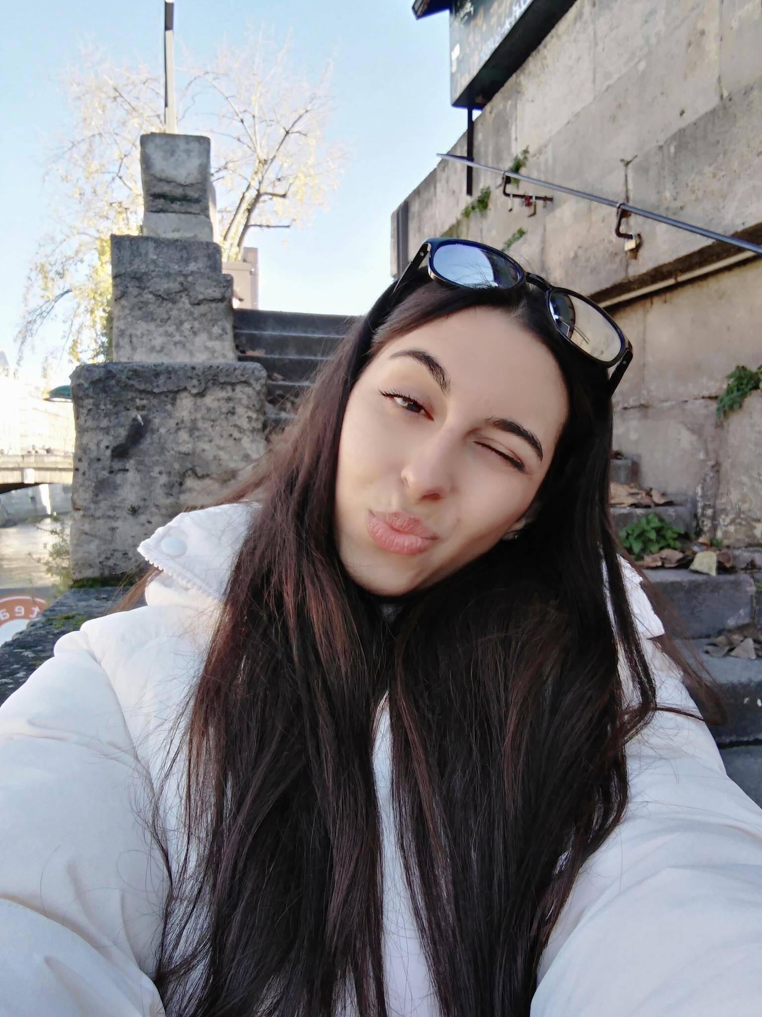 Carla R.
