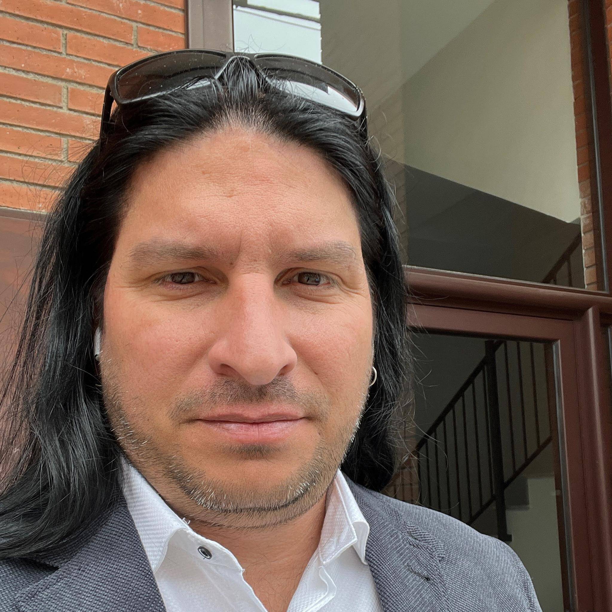 Renier O. - Senior Software Developer