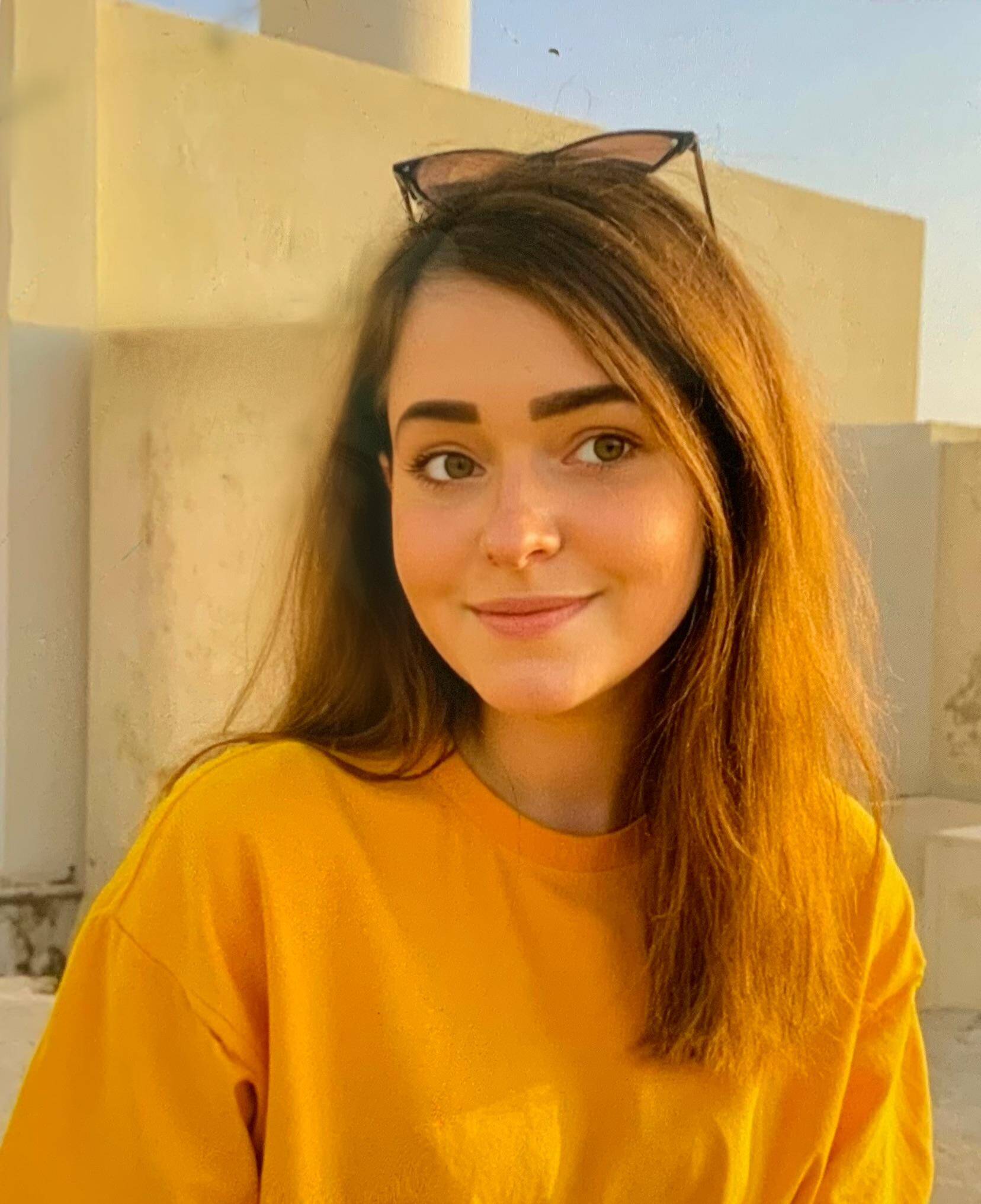 Laura Bouchez - UX/UI Designer & DA | Branding  | Figma specialist