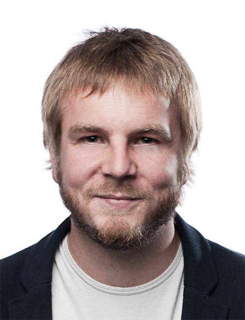 Konstantin R. - Freelancer Motion Designer / Creative Artist