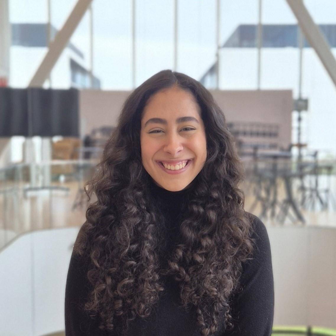 Isabella O. - Social Media Creator & EN/ES/PT Translator