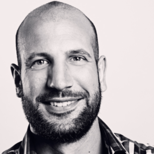 Hugo  - Copywriter/ Photographer