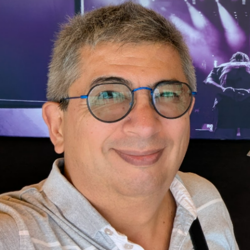 Hubert  - CHEF DE PROJET ERP - CONSULTANT JD EDWARDS FINANCE