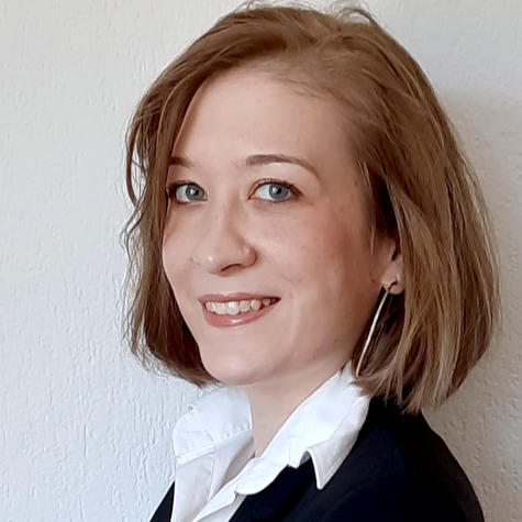 Amanda  - Public writer
