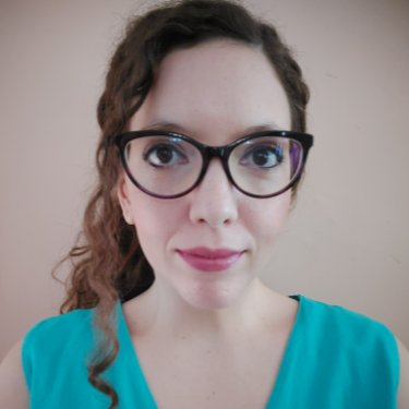 Denise Beghé - Analista de Customer Experience / Copywriter Jr.