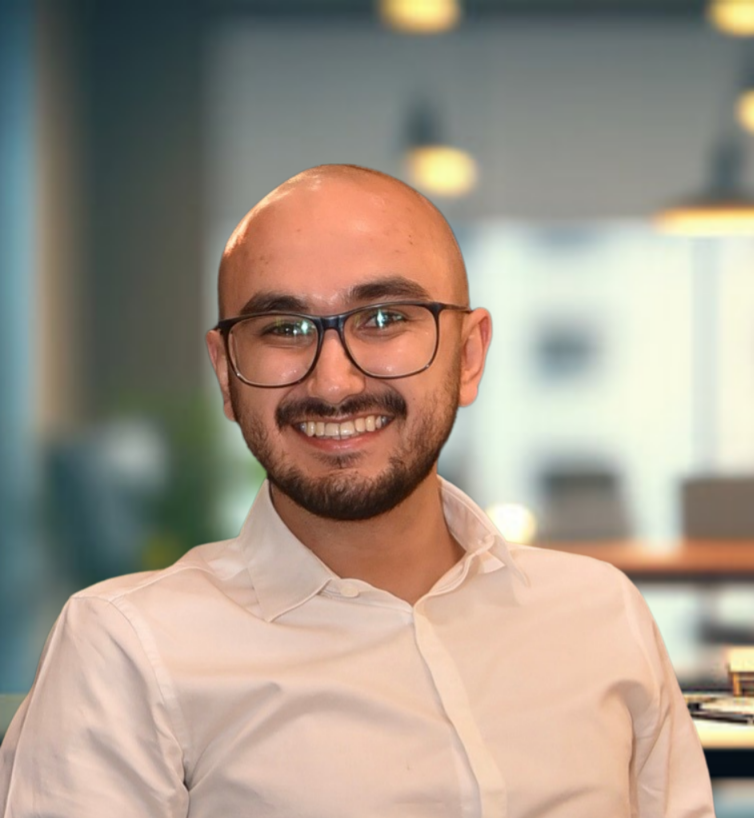 Ali H.