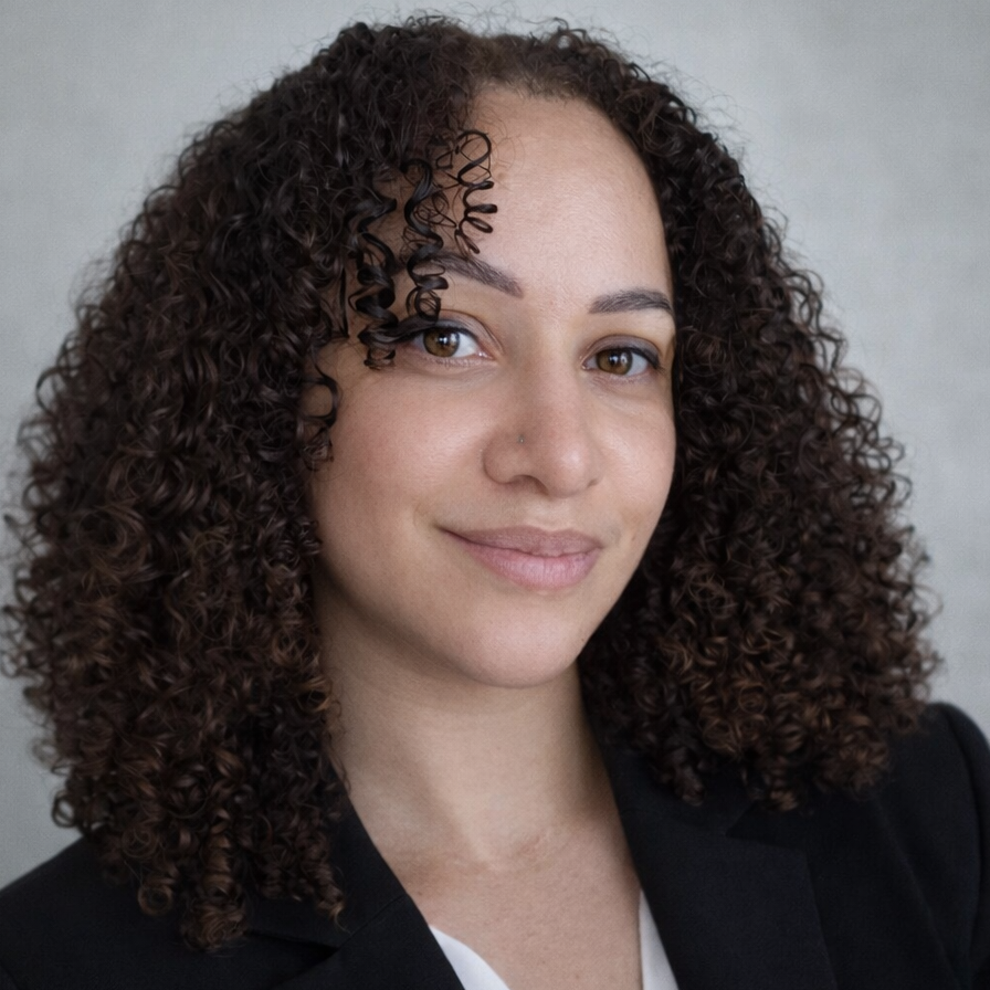 Annie Flore Joseph Hurgon - Management de Transition| Expert Paie | formation